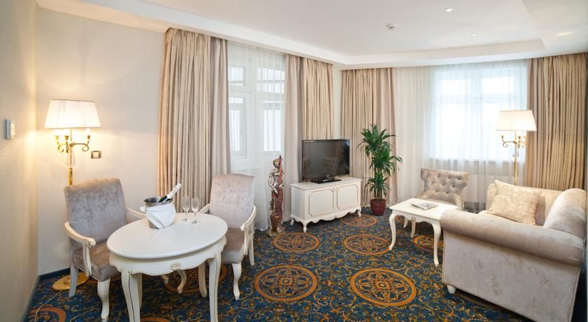 Гостиница «Greenwood Hotel» фото 37