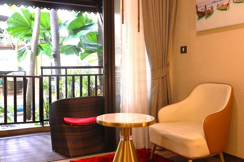Quality Resort and Spa Patong Beach фото 41