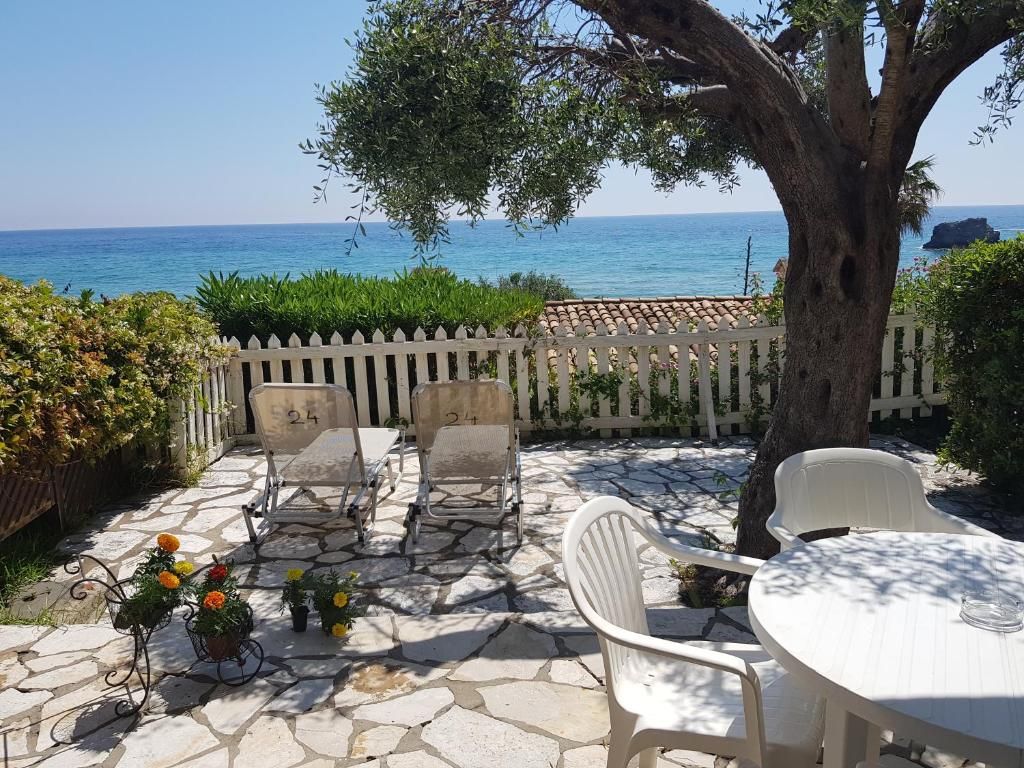 Corfu Glyfada Menigos Beach фото 5
