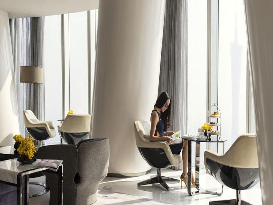 Four Seasons Hotel фото 13