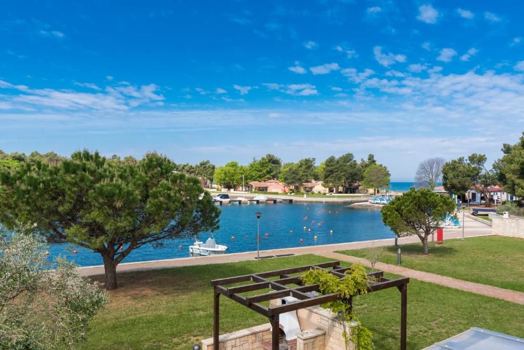 Apartments Sol Amfora for Plava Laguna фото 28