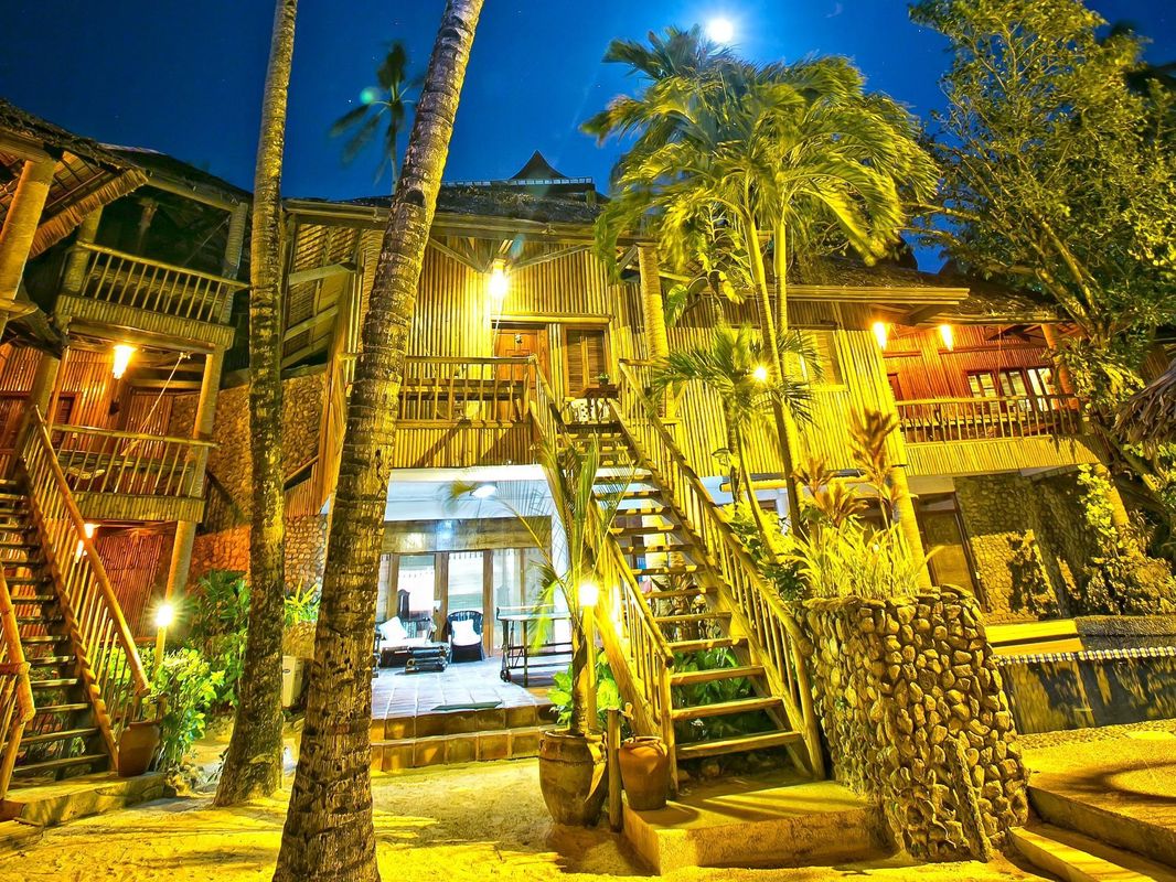 Fridays Boracay фото 37