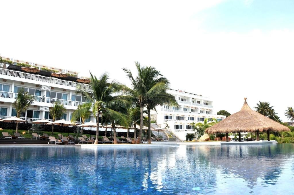 The Cliff Resort and Residence фото 149