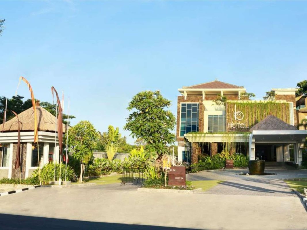 B Hotel Bali & Spa фото 12
