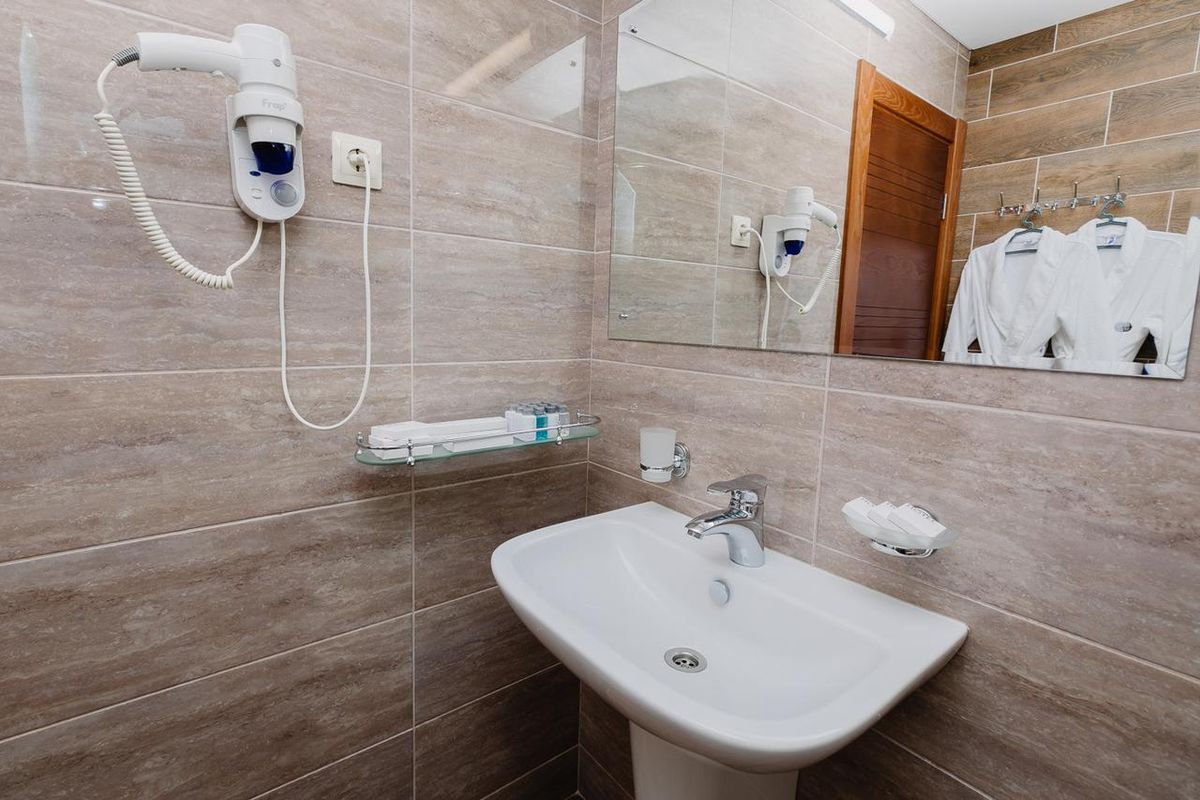 Family Pride Inn (Династия) фото 5