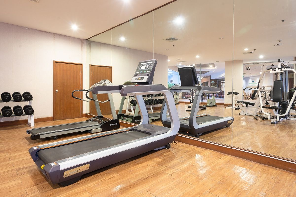 Jomtien Palm Beach Hotel & Resort фото 19