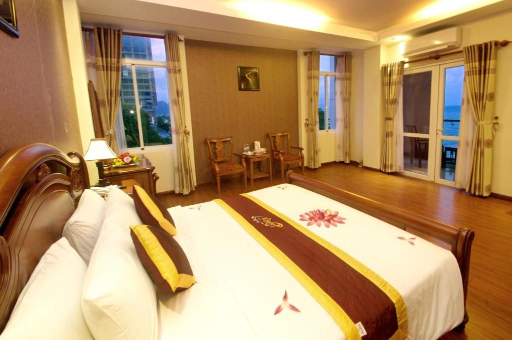 Luxury Nha Trang Hotel фото 15