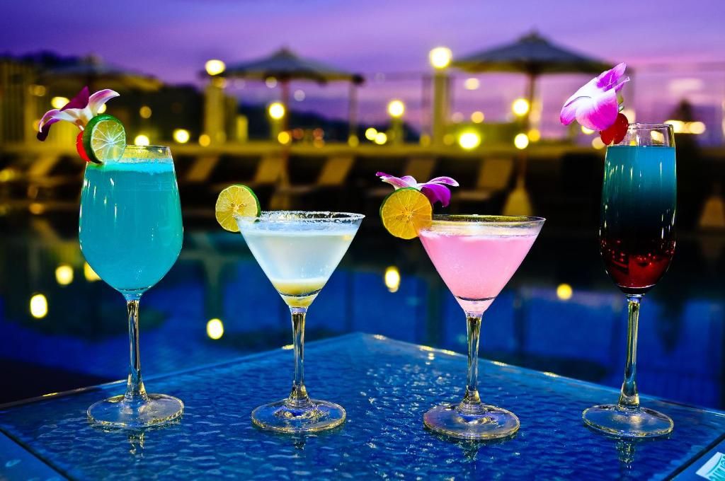 The Ashlee Heights Patong Hotel & Suites фото 62