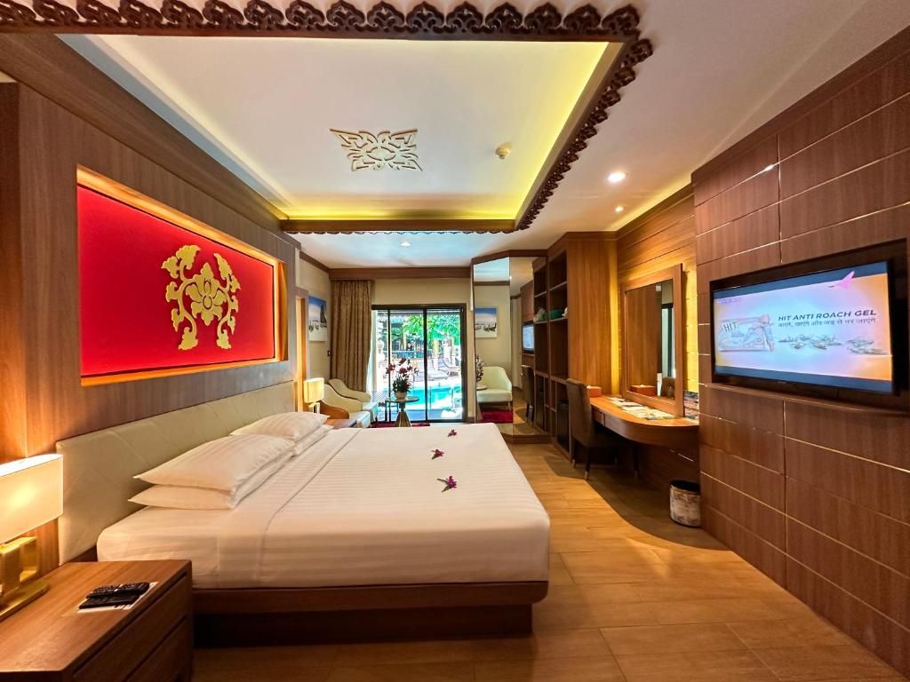 Quality Resort and Spa Patong Beach фото 77