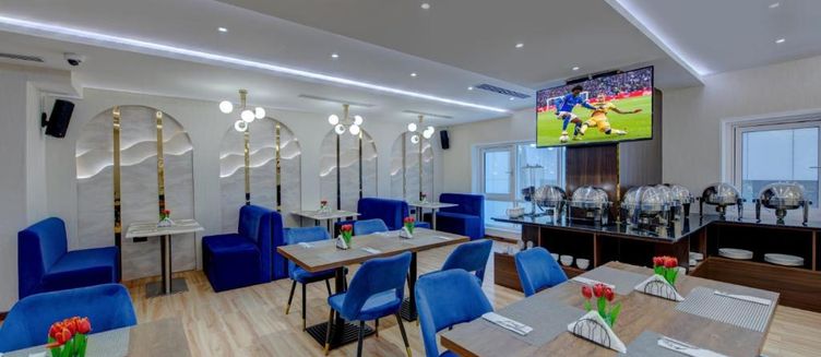 Фото отеля Vendome Plaza Hotel