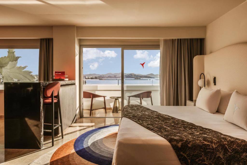 Ushuaia Ibiza Beach Hotel (Adults Only) фото 14