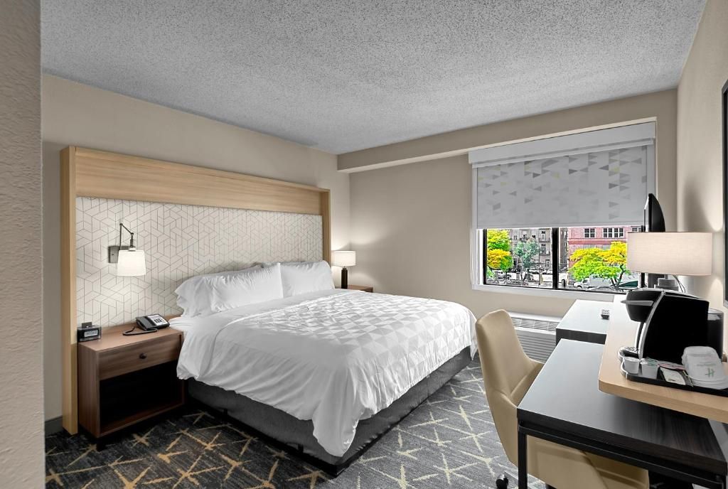 Holiday Inn Hotel & Suites Chicago - Downtown, an IHG Hotel фото 15