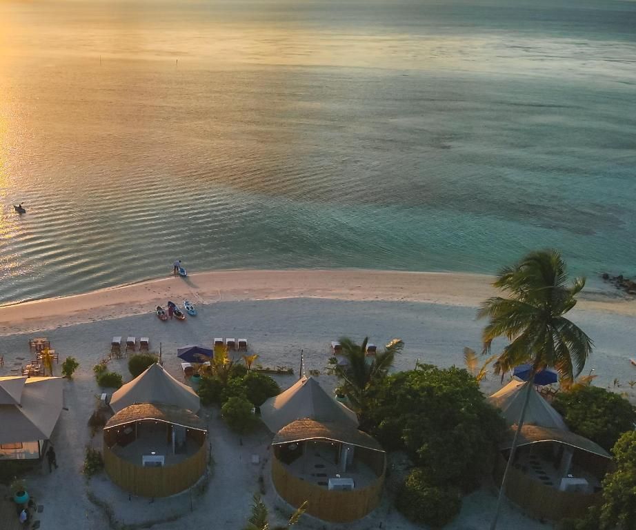 Guest House «The Maverick Surf & Dive Lodge Guest House» фото 41