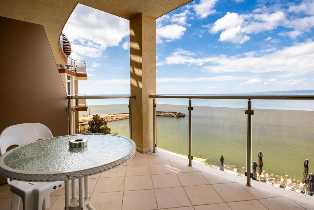 Royal Bay Resort All Inclusive фото 12