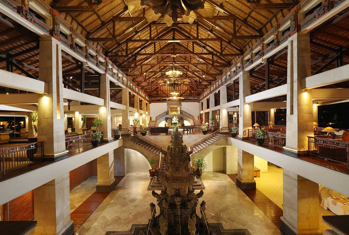 Nusa Dua Beach Hotel & Spa фото 21