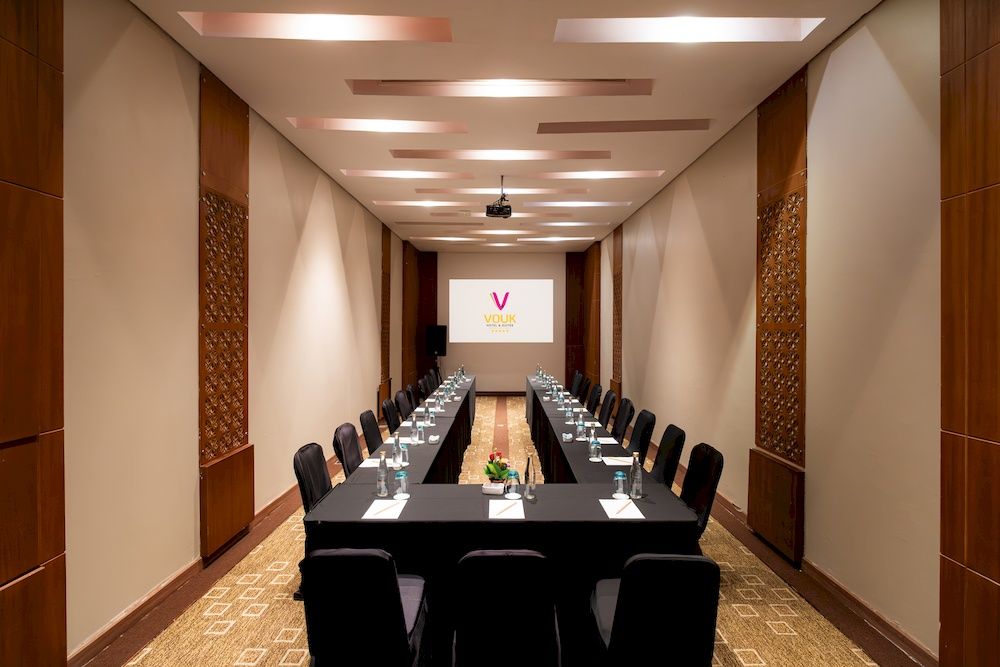 Vouk Hotel & Suites фото 71