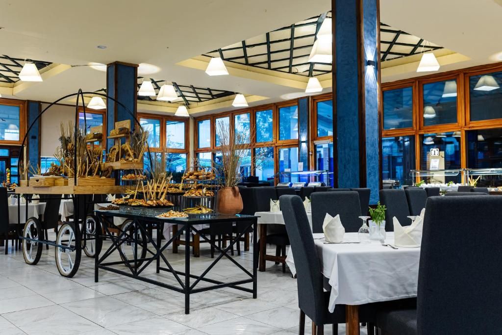 Ghazala Beach Hotel фото 97