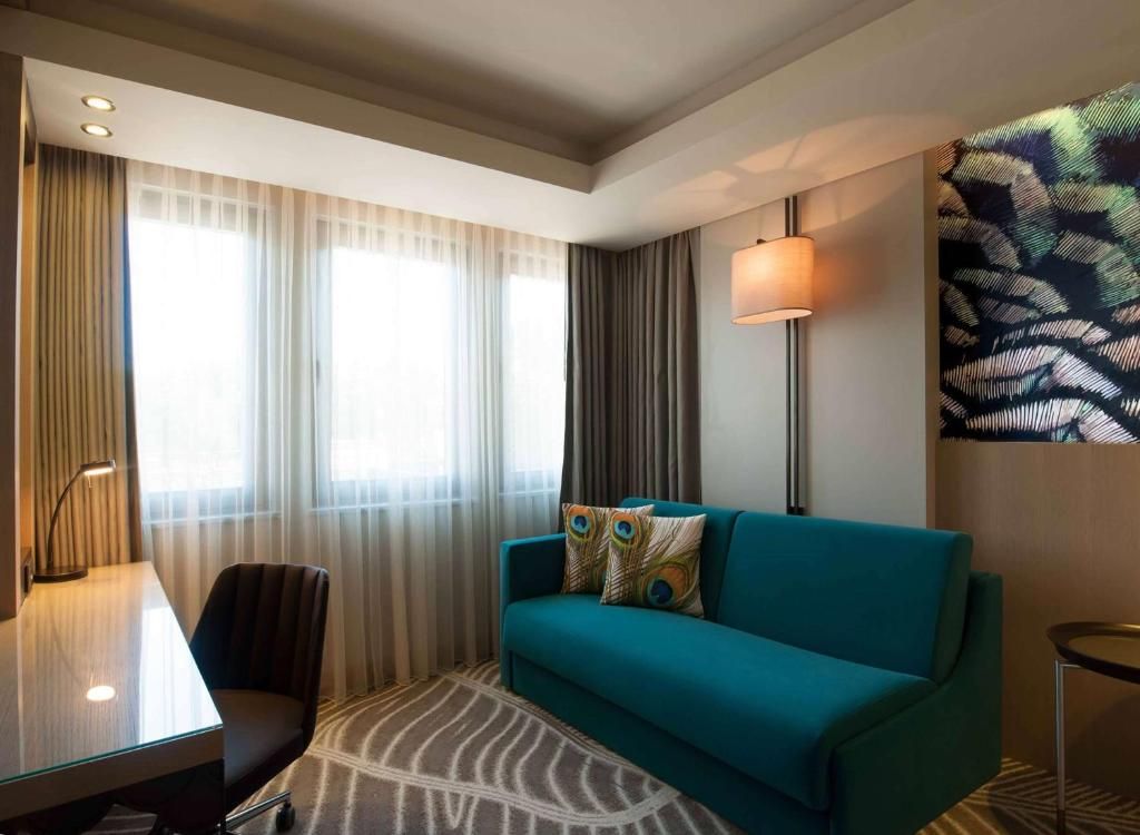 Doubletree by Hilton Istanbul - Sirkeci фото 34