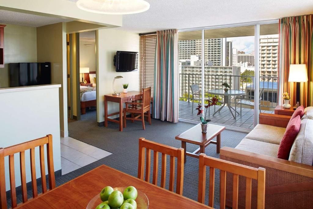Aston Pacific Monarch фото 22