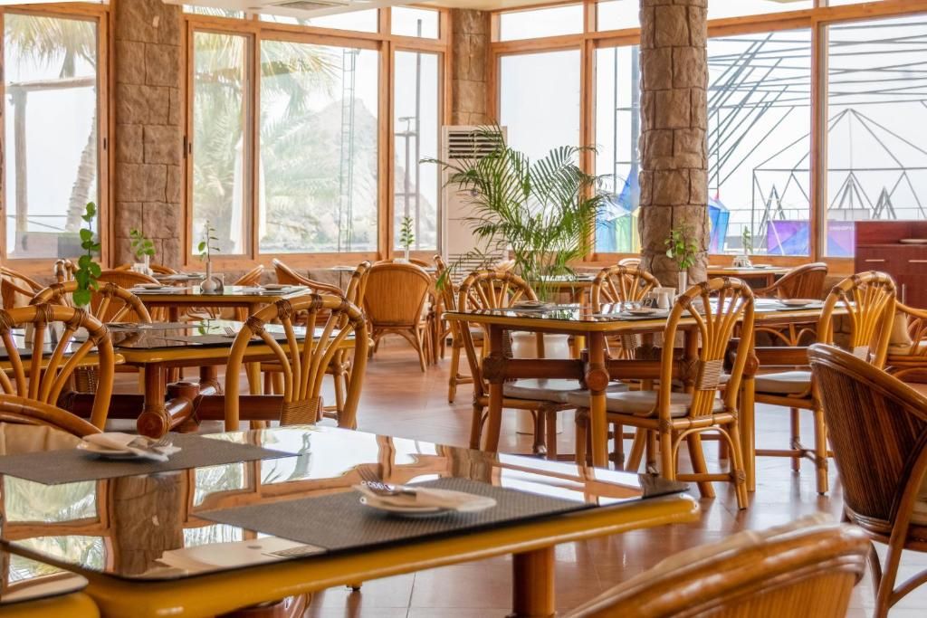 Sandy Beach Hotel & Resort фото 61