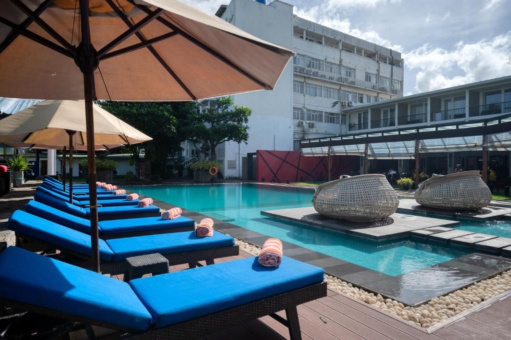 Camelot Beach Hotel фото 6