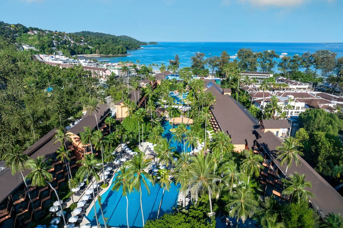 Courtyard by Marriott Phuket, Patong Beach Resort фото 1
