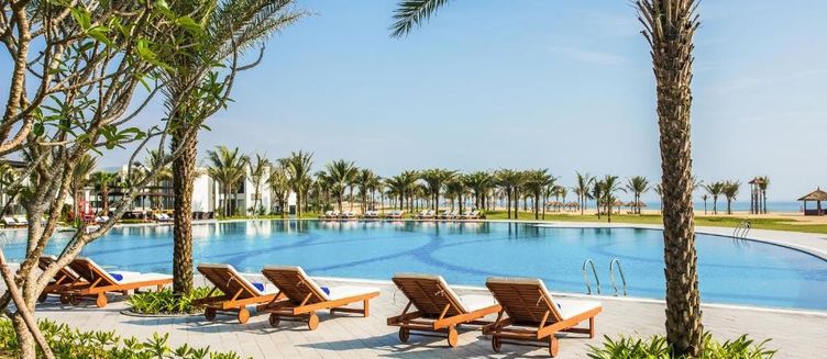 Фото отеля Vinpearl Resort & Golf Nam Hoi An