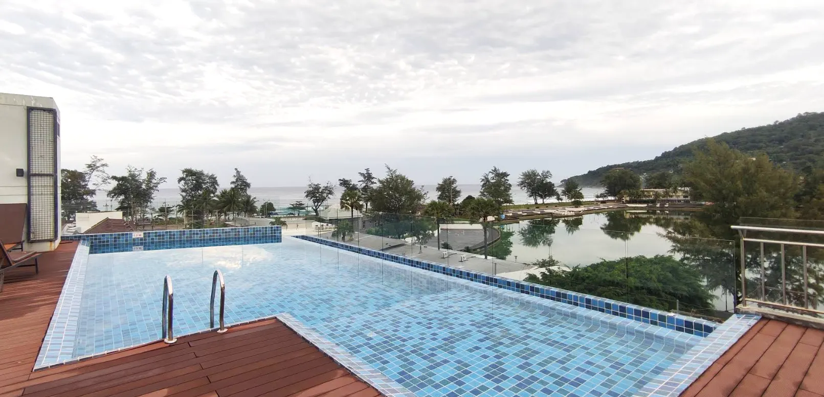 Phoenix Karon Beach Hotel фото 8