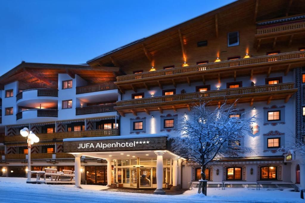 JUFA Alpenhotel Saalbach фото 31