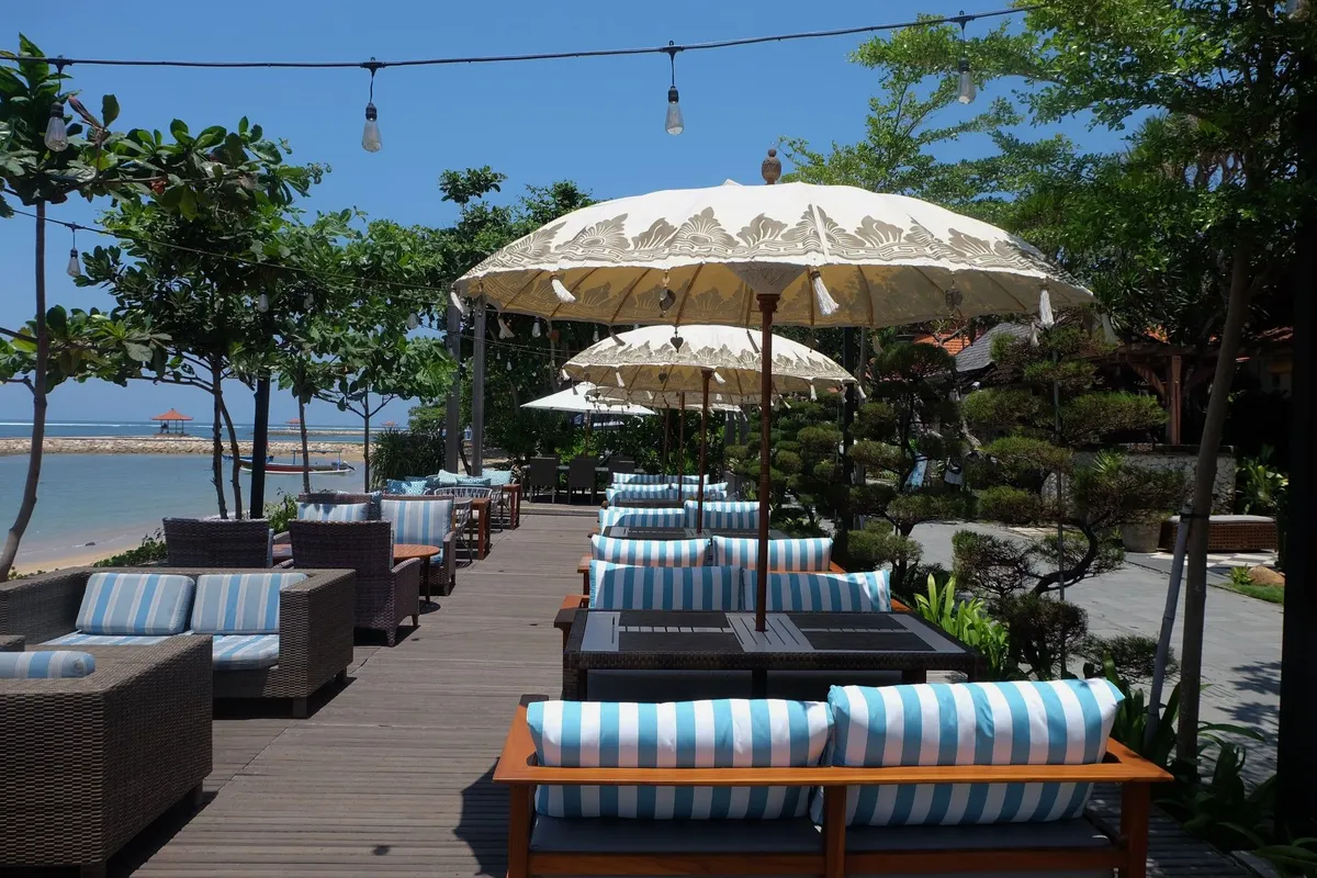 Griya Santrian a Beach Resort & Spa фото 13