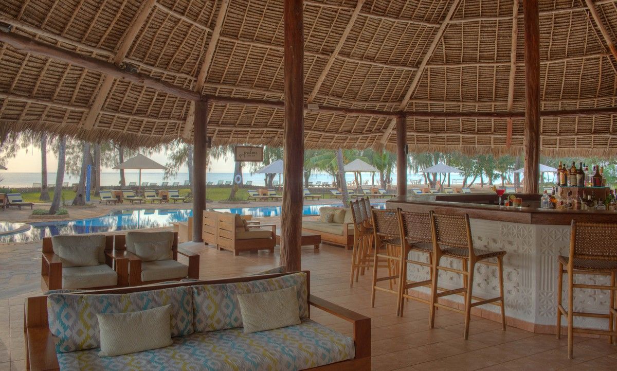 Bluebay Beach Resort & Spa фото 17