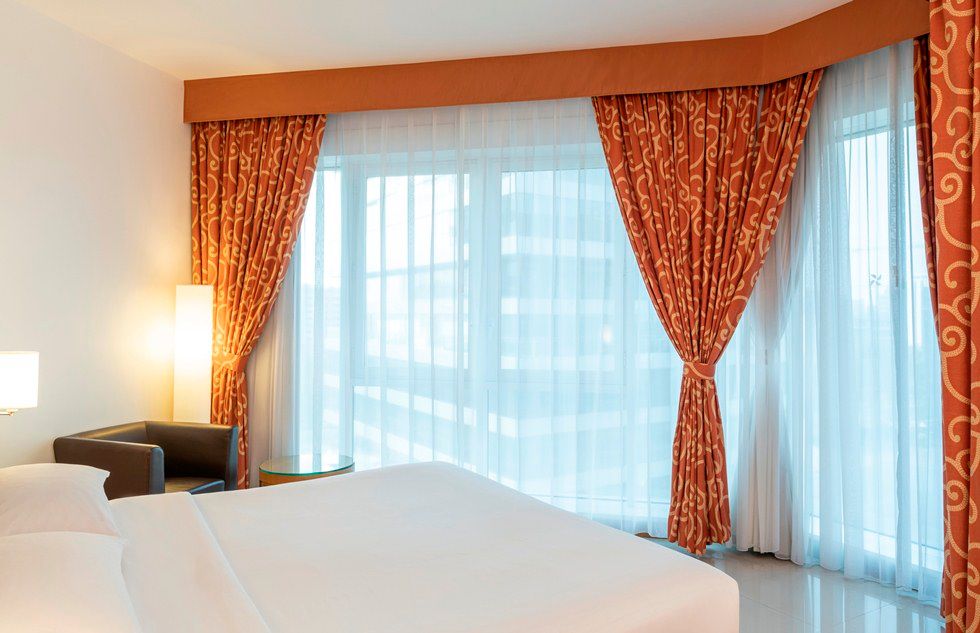 Four Points by Sheraton Downtown Dubai фото 41
