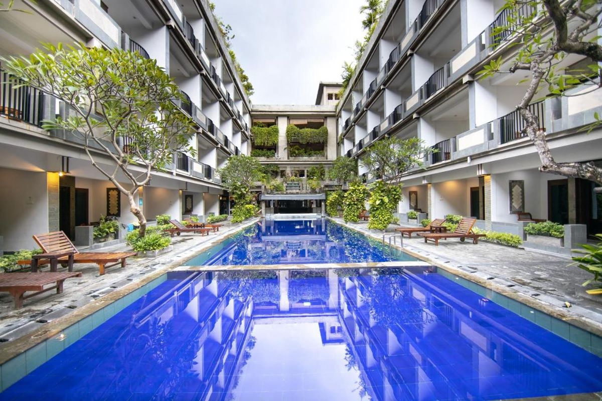 Champlung Mas Hotel фото 0