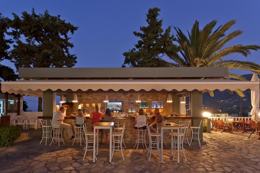 Hotel Dionyssos фото 2
