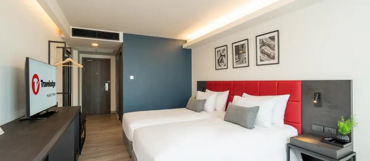 Фото отеля Travelodge Phuket Town
