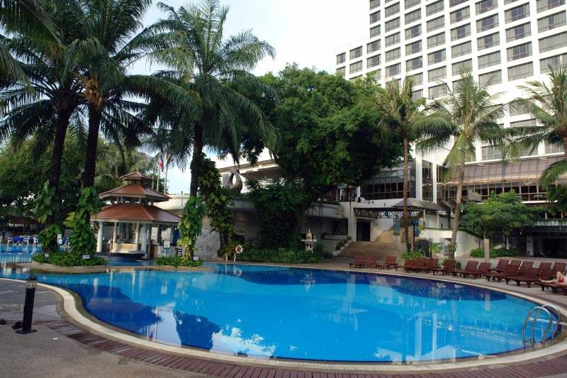 Cholchan Pattaya Beach Resort фото 79