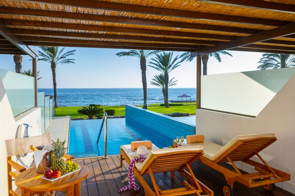 Constantinou Bros Athena Beach Hotel фото 41