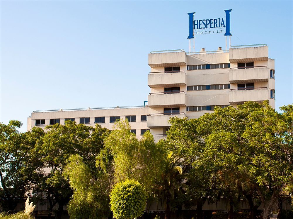 Hotel Hesperia Sevilla фото 83