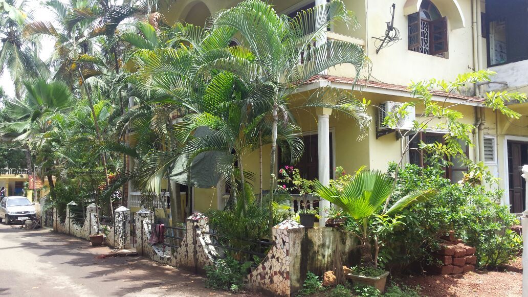 Guest House ««Yellow House» Guest House» фото 0
