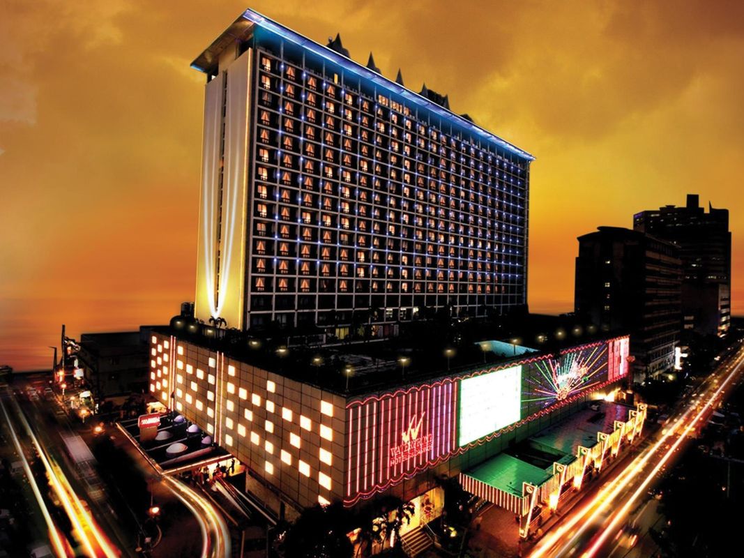 Waterfront Manila Pavilion Hotel & Casino фото 24