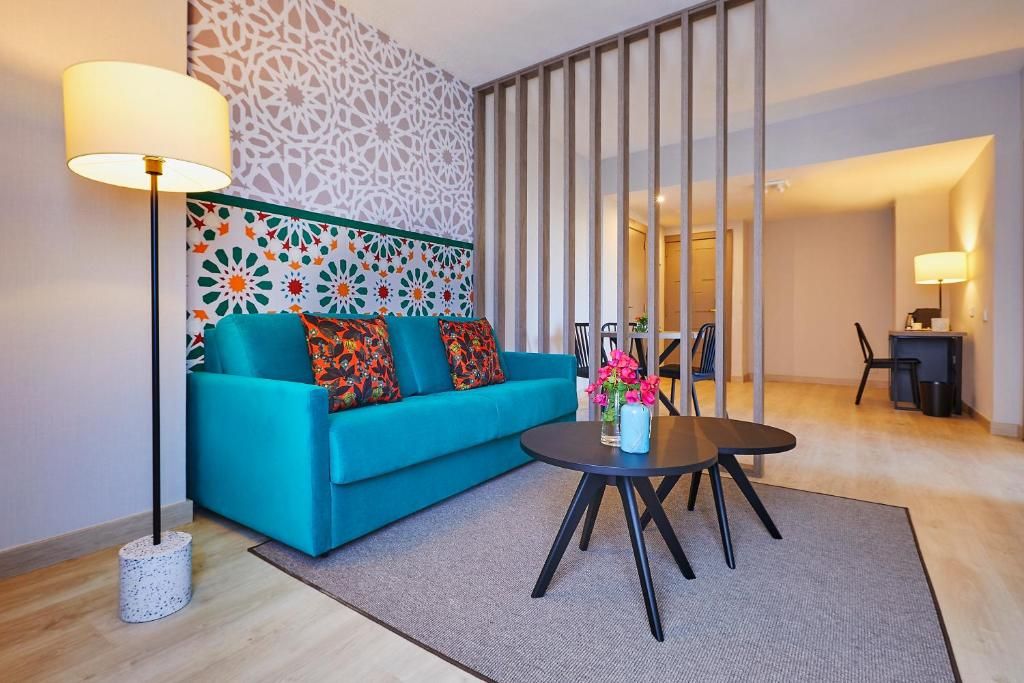 Hotel Hesperia Sevilla фото 80