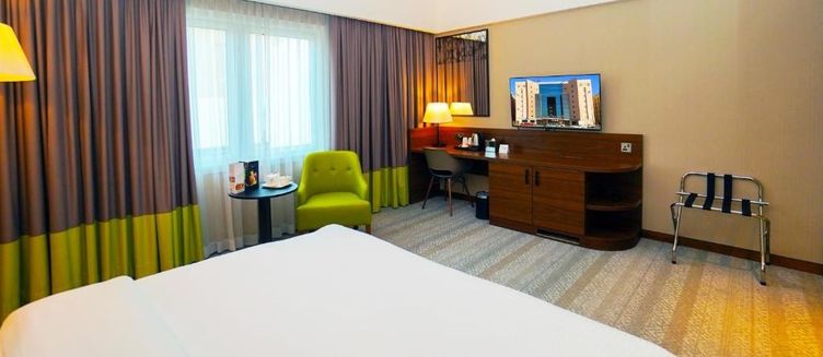 Фото отеля The Grand Lux Hotel