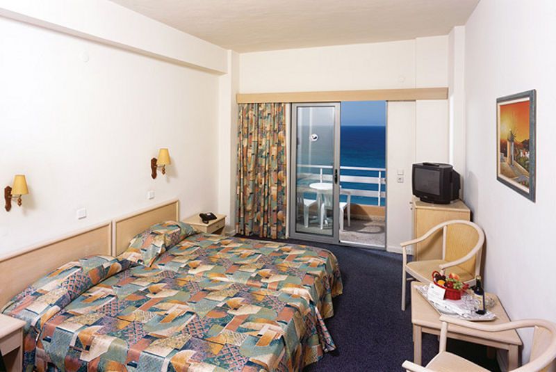 Belvedere Beach Hotel фото 47