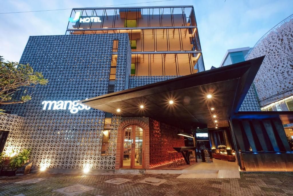 J Hotel Kuta фото 27