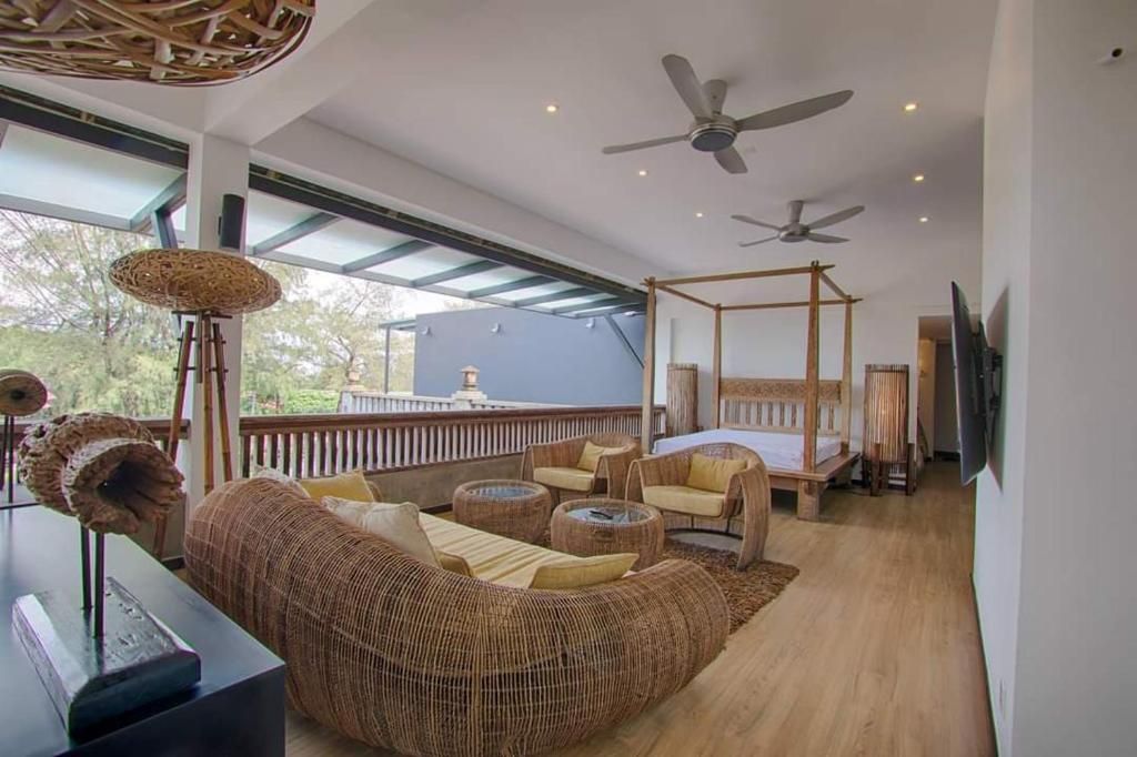 Lot 33 Boutique фото 3