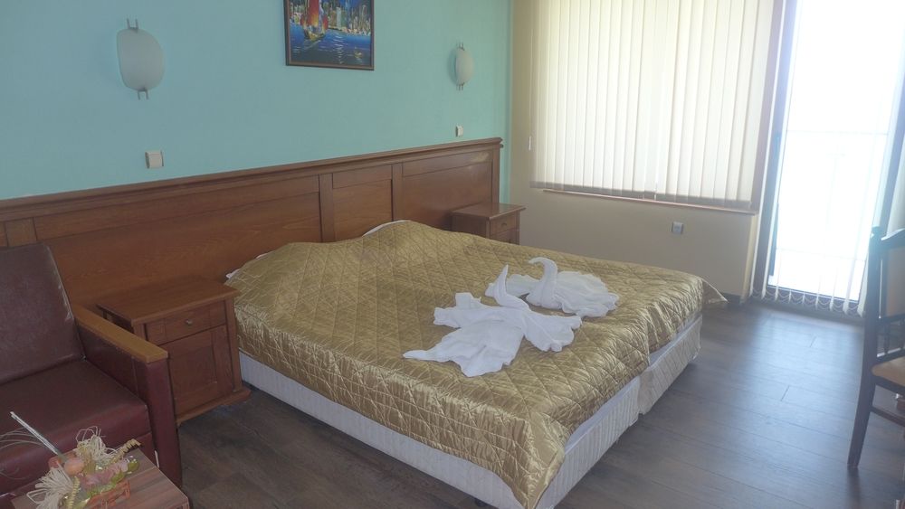 Petrov Family Hotel фото 6