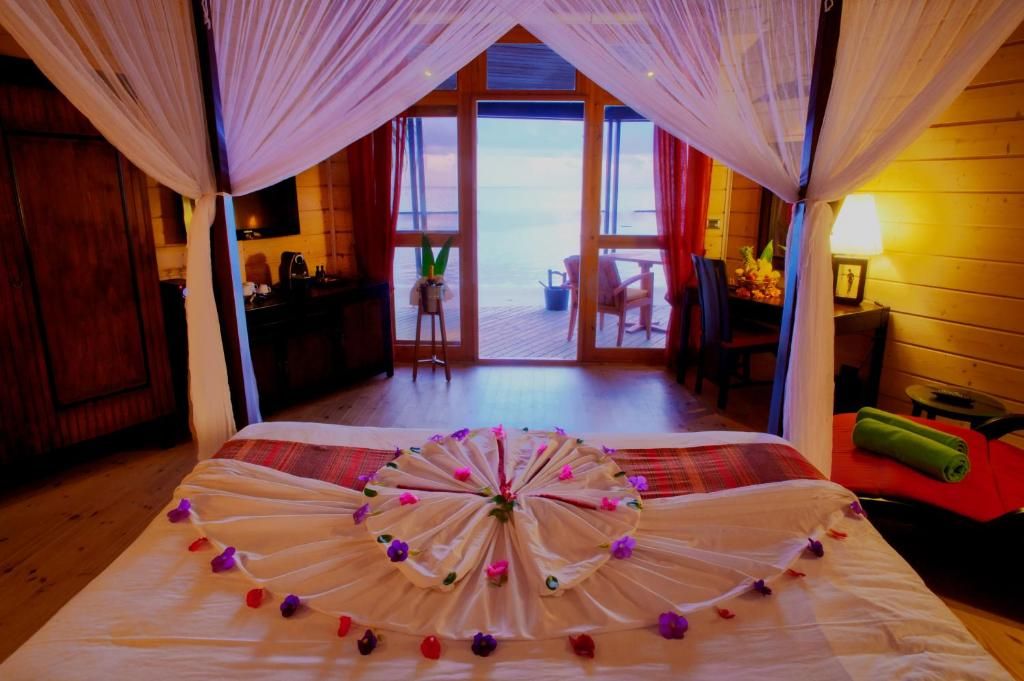 Komandoo Island Resort (Adults Only) фото 46