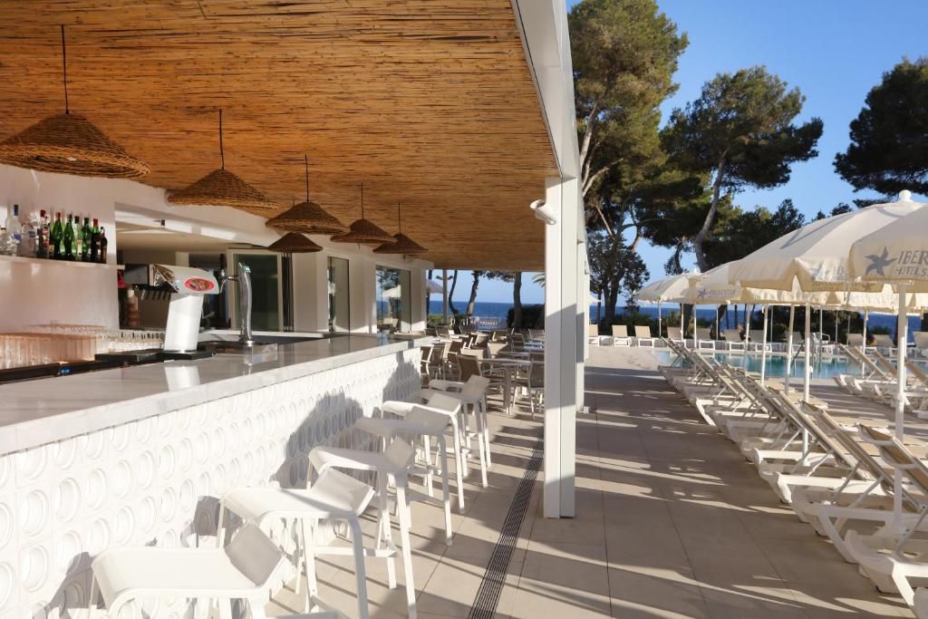 Iberostar Selection Santa Eulalia Ibiza фото 2