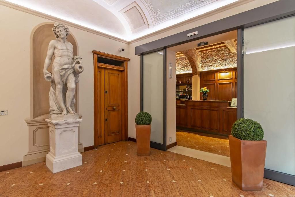 Porta Faenza фото 9