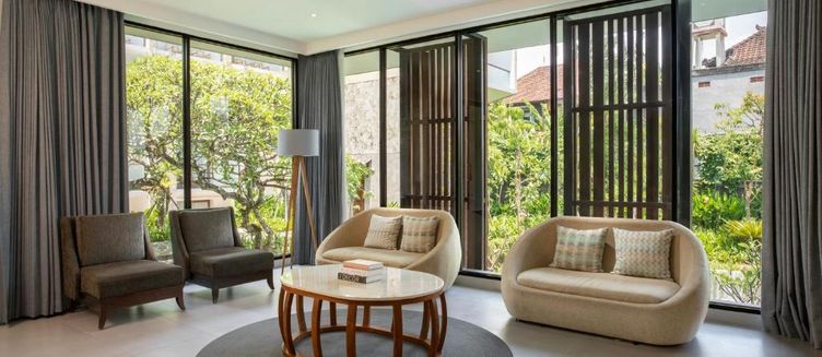 Фото отеля Dialoog Seminyak